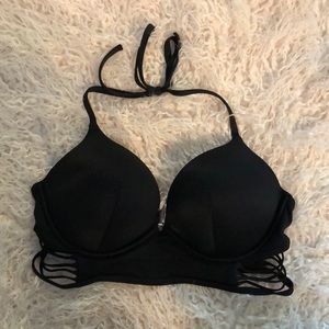 Victoria’s Secret bombshell bikini top